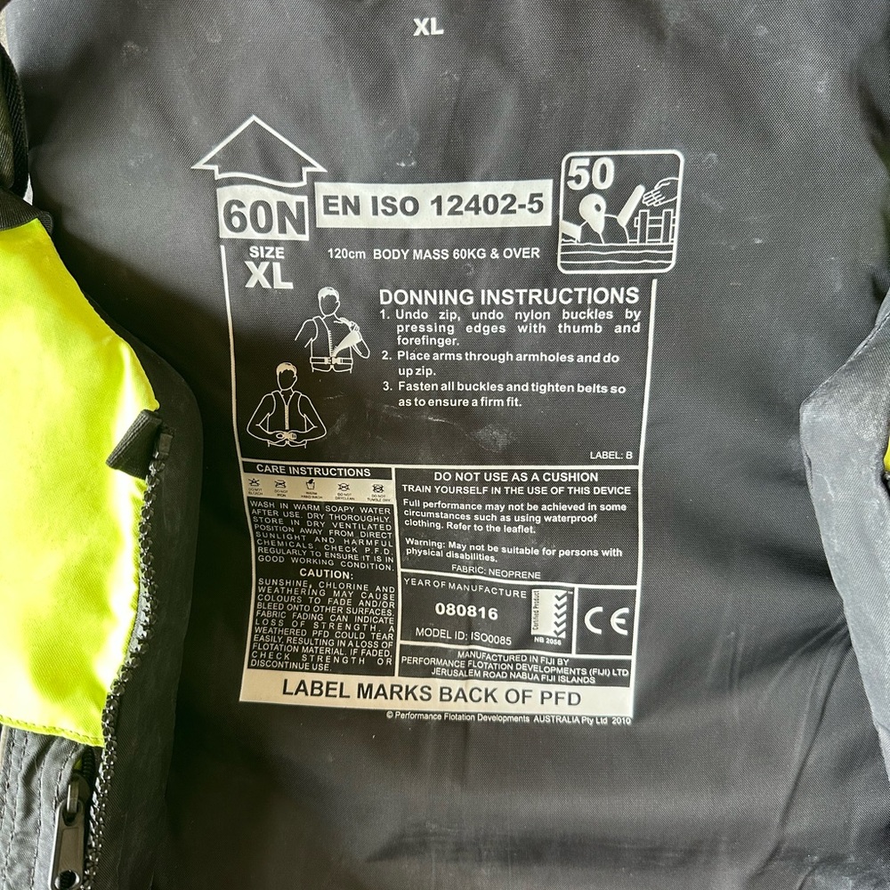 Vaikobi Black and Yellow PFD - Picture 2 of 3